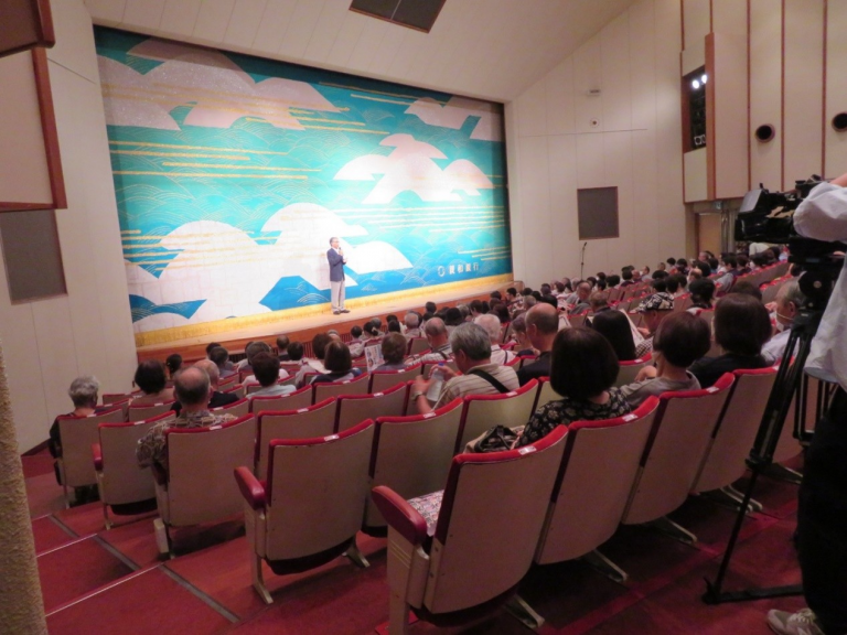 開演前　会場の様子