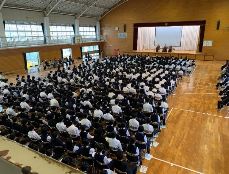 雅楽の演奏